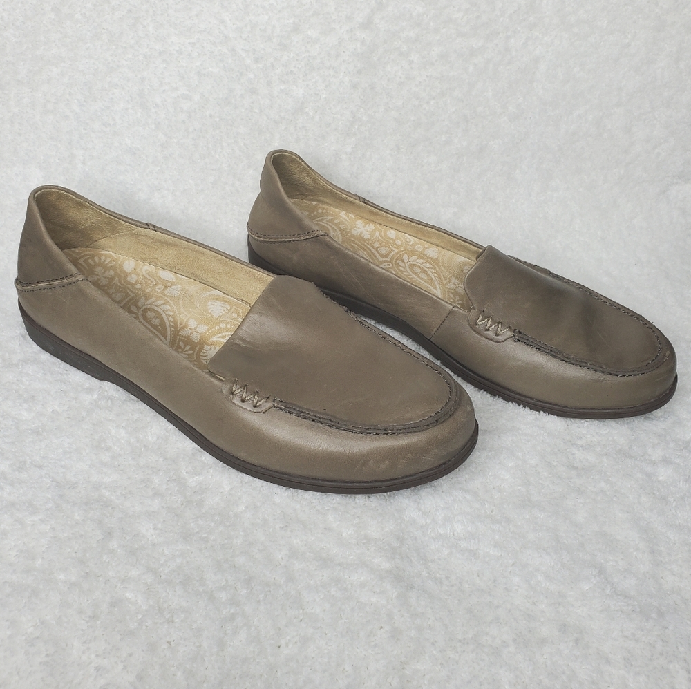 Olukai Kiele Classic Slip On Loafer